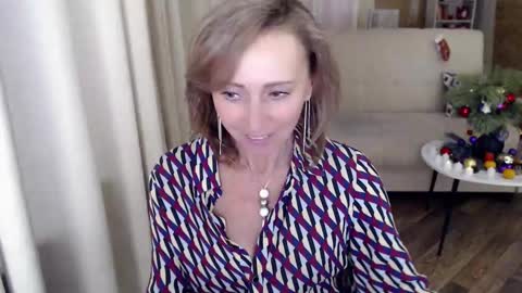 Helen online show from January 6, 2025, 11:18 am