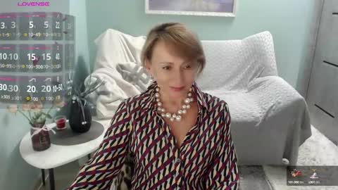 Helen online show from September 11, 2025, 5:18 am
