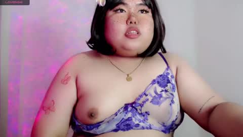 Snapshot of veronicakisses chatting on February 26, 2025, 6:32 pm MS. VERONICA 22 I love Aza 3 online show from February 26, 2025, 6:32 pm