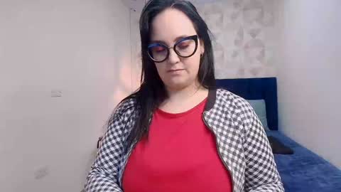 Snapshot of veroniicabbw chatting on December 29, 2024, 12:01 pm veroniicabbw online show from December 29, 2024, 12:01 pm