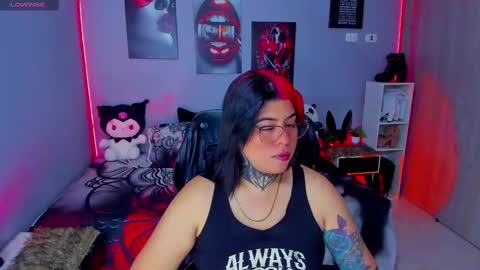 Snapshot of veronika_metalstar chatting on September 28, 2025, 11:37 am Miss Veronika online show from September 28, 2025, 11:37 am