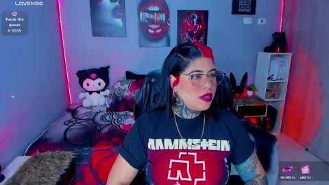 Snapshot of veronika_metalstar chatting on September 29, 2025, 11:04 am Miss Veronika online show from September 29, 2025, 11:04 am