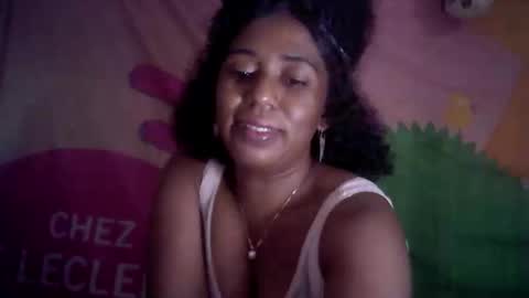 verronique1511 online show from September 15, 2025, 6:52 pm