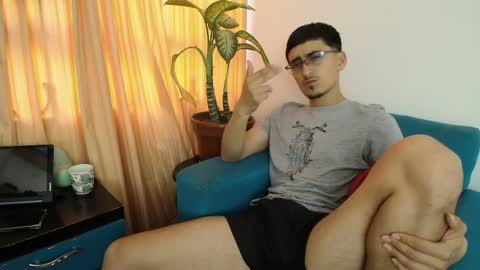 versatileguuy online show from April 11, 2026, 9:19 pm