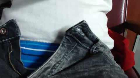 Erik online show from March 2, 2025, 2:10 pm