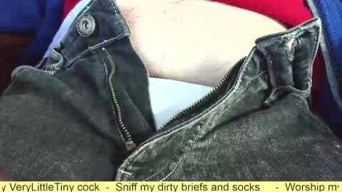 Erik online show from October 8, 2025, 8:01 am