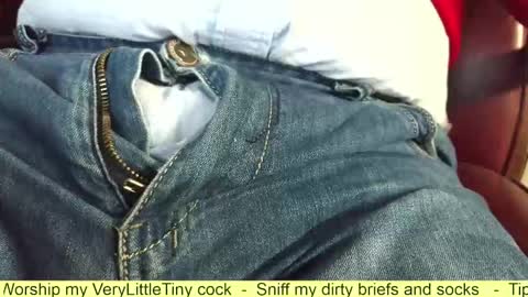 Erik online show from October 26, 2025, 6:58 pm