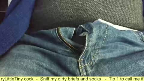 Erik online show from November 5, 2025, 7:30 am