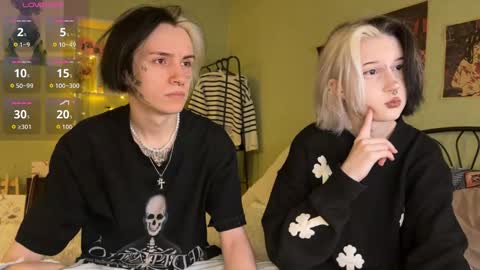 veryraretwins online show from October 9, 2025, 10:08 pm