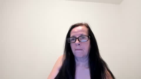 verysassypeachgoddess online show from January 11, 2026, 3:44 am