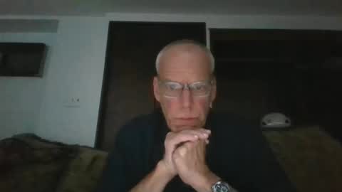 verysmallpeni online show from November 10, 2025, 7:57 pm