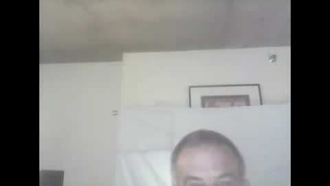 hairy man online show from May 15, 2026, 11:56 pm