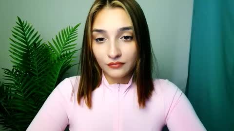 Ana online show from November 14, 2025, 1:54 pm