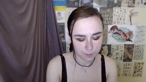 veryveryvery_shy online show from November 18, 2025, 9:36 am