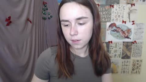 veryveryvery_shy online show from January 5, 2026, 5:27 pm