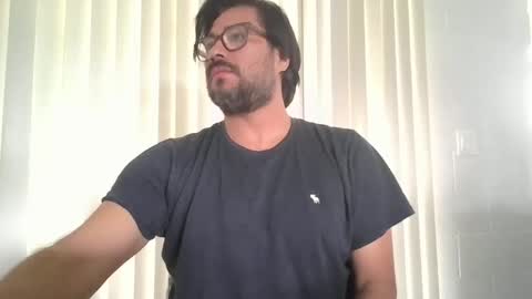 Snapshot of vesturelove chatting on October 14, 2025, 6:09 pm vesturelove online show from October 14, 2025, 6:09 pm