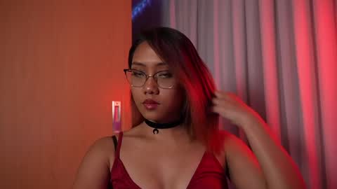 Vexa Nyx online show from May 22, 2026, 9:04 am