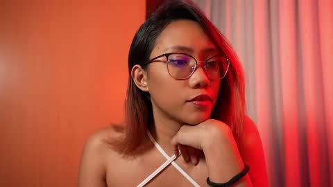 Vexa Nyx online show from May 26, 2026, 2:35 pm