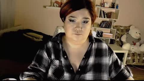 Snapshot of vi__vixen chatting on January 13, 2025, 5:44 pm Vi Vixen online show from January 13, 2025, 5:44 pm