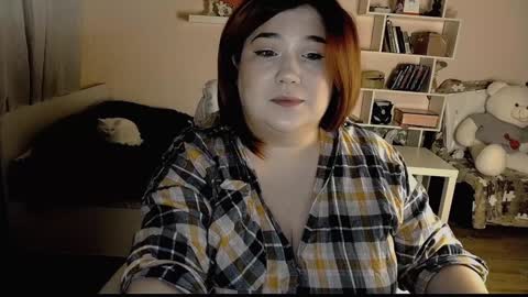 Snapshot of vi__vixen chatting on January 27, 2025, 9:11 pm Vi Vixen online show from January 27, 2025, 9:11 pm