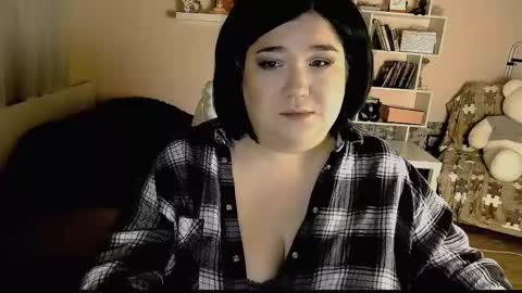 Snapshot of vi__vixen chatting on February 28, 2025, 4:21 am Vi Vixen online show from February 28, 2025, 4:21 am