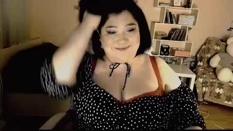 Snapshot of vi__vixen chatting on March 4, 2025, 3:33 am Vi Vixen online show from March 4, 2025, 3:33 am