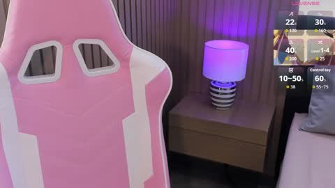 Anaya online show from October 3, 2025, 11:51 am