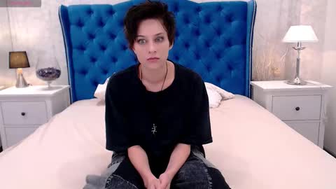 Via online show from October 1, 2025, 8:26 pm