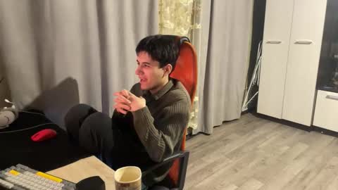 vialeras online show from March 25, 2026, 3:40 pm