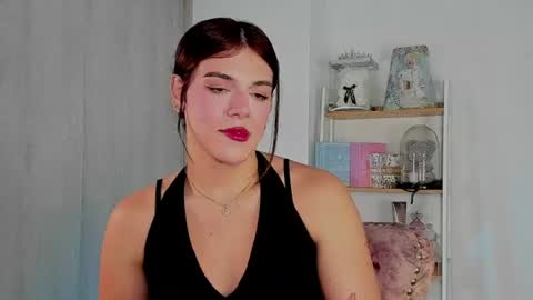 Snapshot of viamiel chatting on July 28, 2026, 3:46 am Viamel online show from July 28, 2026, 3:46 am