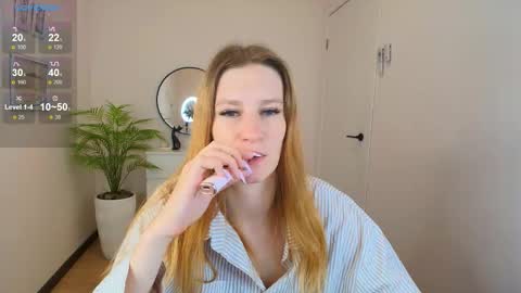 viamltdreamer online show from October 7, 2025, 2:31 am