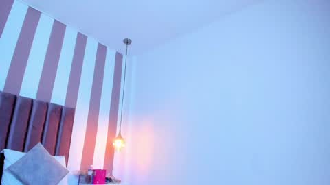 Snapshot of viannca__ chatting on October 7, 2025, 1:19 pm Ariana online show from October 7, 2025, 1:19 pm