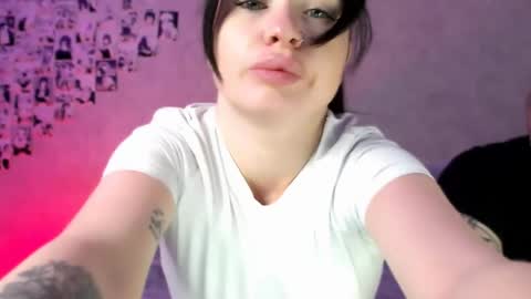 Anna  Tim online show from April 20, 2026, 12:24 am