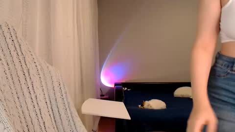 Snapshot of vibezgirl chatting on October 3, 2025, 5:32 pm Amelia online show from October 3, 2025, 5:32 pm