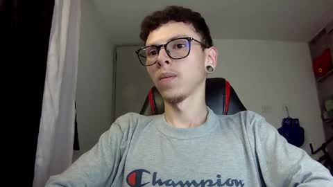 Vicent Brais online show from December 3, 2024, 2:03 am