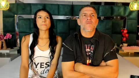 antonia y andrew online show from February 2, 2026, 5:06 am