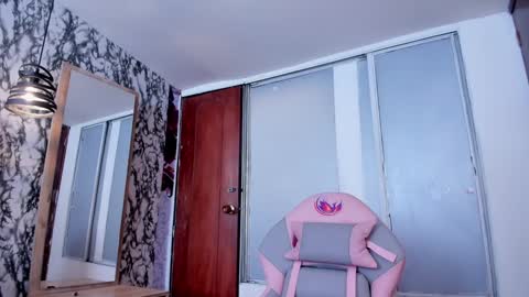 Snapshot of vick_daves chatting on January 28, 2025, 2:42 pm vick_daves online show from January 28, 2025, 2:42 pm