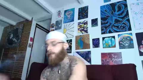 Snapshot of vickingcock7 chatting on November 21, 2025, 12:43 am vickingcock7 online show from November 21, 2025, 12:43 am