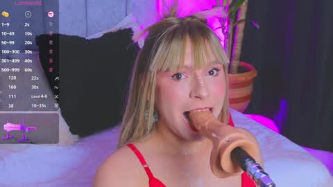 Snapshot of vicky_hot_x chatting on December 18, 2024, 11:51 pm online show from December 18, 2024, 11:51 pm