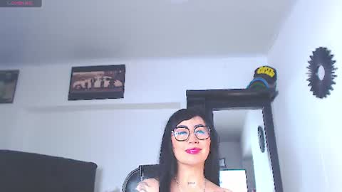 Vicky  online show from June 30, 2026, 11:11 am