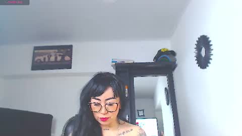 Vicky  online show from July 8, 2026, 11:15 am