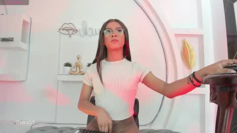 vicky_hottman online show from September 28, 2025, 4:18 am