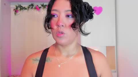 Snapshot of vicky_ruiz chatting on February 21, 2025, 12:50 pm V I C K Y online show from February 21, 2025, 12:50 pm