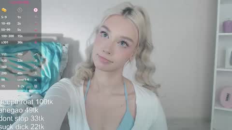 Snapshot of vickyfuckingdoll chatting on February 13, 2026, 7:15 am vickyfuckingdoll online show from February 13, 2026, 7:15 am