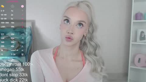 Snapshot of vickyfuckingdoll chatting on February 23, 2026, 6:44 am vickyfuckingdoll online show from February 23, 2026, 6:44 am