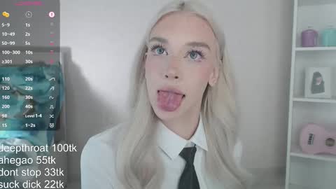 Snapshot of vickyfuckingdoll chatting on February 23, 2026, 11:35 pm vickyfuckingdoll online show from February 23, 2026, 11:35 pm