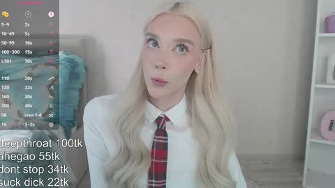 Snapshot of vickyfuckingdoll chatting on April 2, 2026, 3:37 am vickyfuckingdoll online show from April 2, 2026, 3:37 am