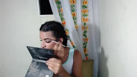 Snapshot of vickyxdany chatting on April 15, 2026, 11:16 pm vickyxdany online show from April 15, 2026, 11:16 pm