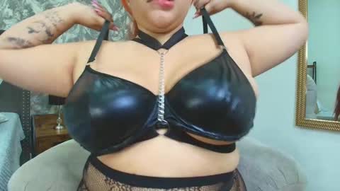 Snapshot of victhoria_red chatting on March 2, 2026, 7:21 pm Victhoria red online show from March 2, 2026, 7:21 pm