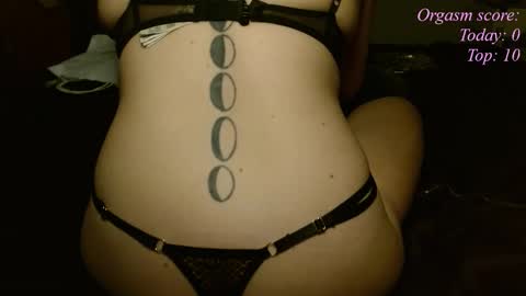 Victoria97 online show from November 8, 2025, 9:13 pm